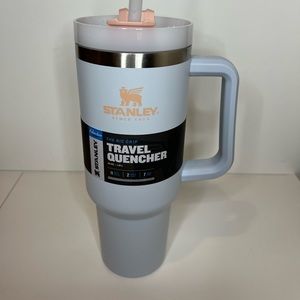 Stanley 40oz Adventure Quencher Travel
Tumbler in CLOUD - OG style